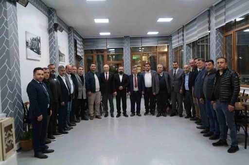 Pınarbaşı ve Sarız&rsquo;dan Başkan Odakır&rsquo;a tam destek
