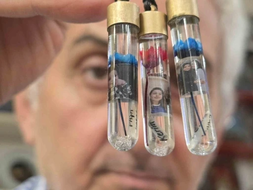 Pirinç tanesinden kolyeler demode oldu, yeni trend bebek dişi kolyeleri
