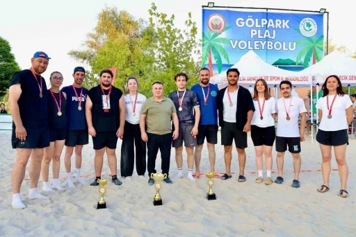 Plaj voleybolunda şampiyonlar belli oldu
