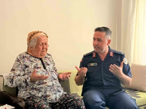 Polatlı Jandarma Karakol Komutanı İleri’den şehit ailesine ziyaret
