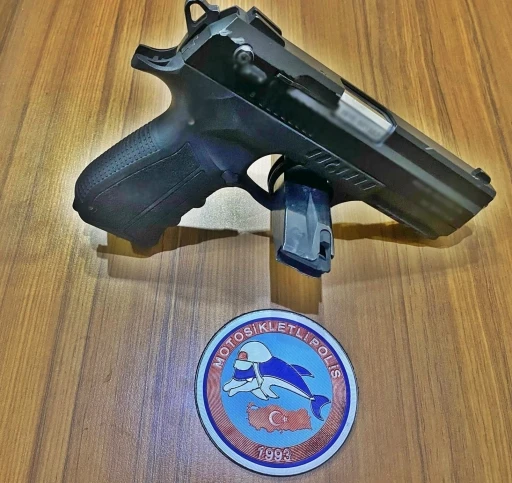 Polis 8 bin 470 şahsın kimlik sorgulaması yaptı
