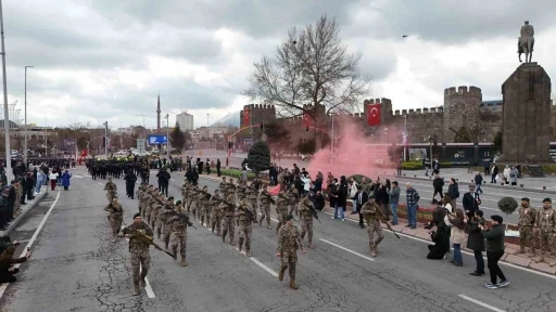 Polis haftasında &Ouml;zel Harekat&rsquo;tan nefes kesen g&ouml;steri
