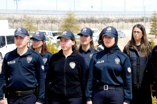 Polis Okulu Yerleşkesinde fidanlar toprakla buluşturuldu
