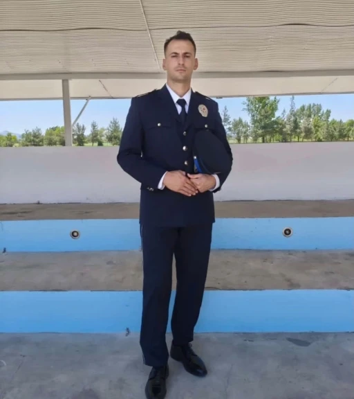 Polis olarak g&ouml;reve başlayacaktı: Bisikletten d&uuml;ş&uuml;p hayatını kaybetti
