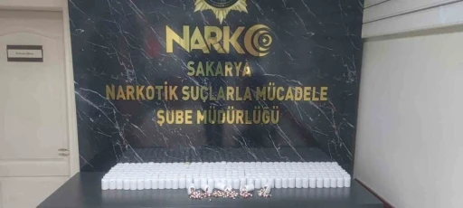 Polis uyuşturucuya ge&ccedil;it vermiyor: 2 tutuklama
