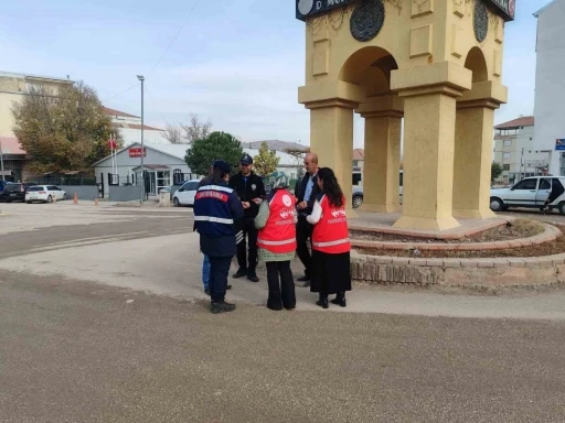 Polis ve jandarma kadınlar için sahaya indi
