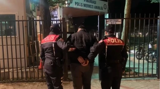 Polise sahte kimlik g&ouml;steren ş&uuml;phelinin 128 su&ccedil;tan arandığı ortaya &ccedil;ıktı
