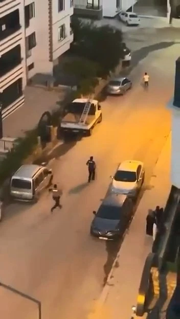 Polisten ka&ccedil;tılar ama cezadan ka&ccedil;amadılar: 172 bin lira ceza kesildi
