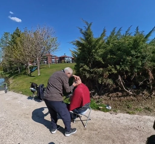 Porsuk &Ccedil;ayı manzaralı tıraş tepki &ccedil;ekti
