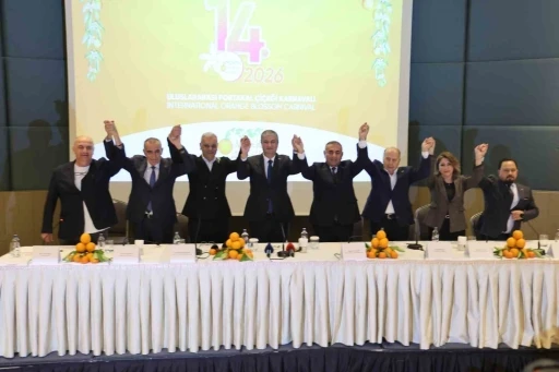 Portakal &Ccedil;i&ccedil;eği Karnavalı&rsquo;nda stantlar 3 g&uuml;n daha a&ccedil;ık kalacak
