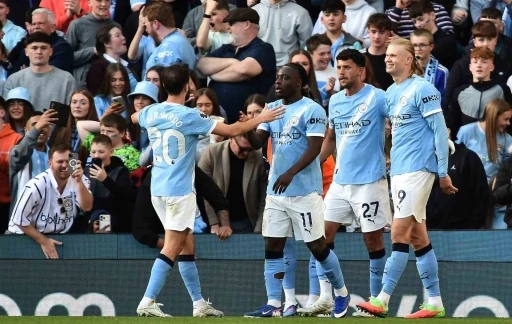 Premier Lig&rsquo;de zirve yarışışında Manchester City, Arsenal&rsquo;i mağlup etti
