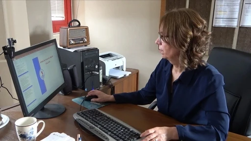 Prof. Dr. Hatice Kumcağız&rsquo;dan sosyal medya uyarısı: "Sosyal medya bı&ccedil;ak gibidir"
