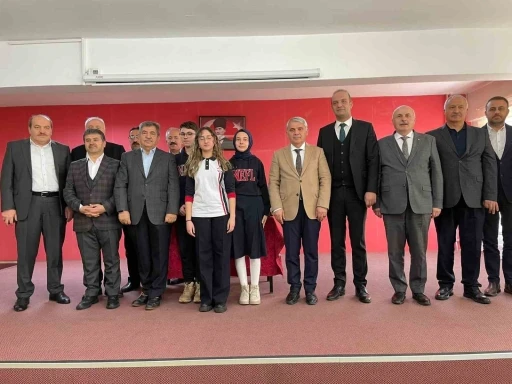 Prof. Dr. Necmettin Erbakan, vefat yıl d&ouml;n&uuml;m&uuml;nde adını taşıdığı Fen Lisesi&rsquo;nde anıldı
