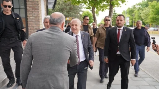 Prof. Dr. &Uuml;mit &Ouml;zdağ&rsquo;dan ETSO&rsquo;ya Ziyaret
