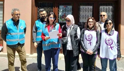 Psikoloğa bı&ccedil;aklı saldırıya Samsun&rsquo;dan tepki
