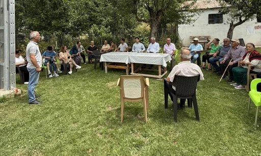 Pülümür Kaymakamı Çolak, köy ziyaretlerini sürdürüyor
