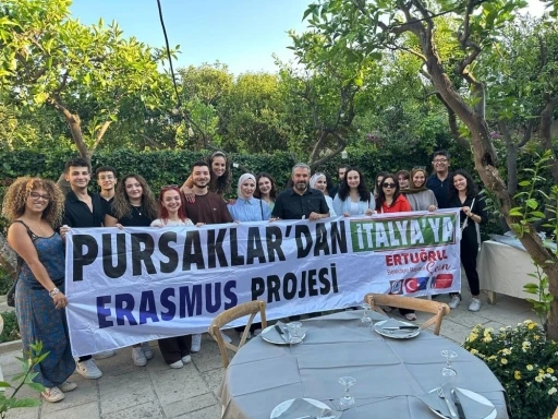 Pursaklar Belediye Başkanı Çetin, İtalya’da eğitim gören gençleri ziyaret etti
