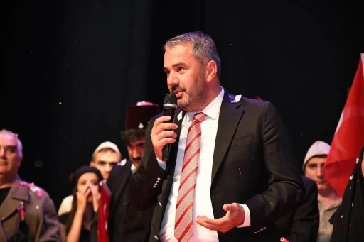 Pursaklar Belediyesi’nden Zafer Bayramı için tiyatro gösterisi
