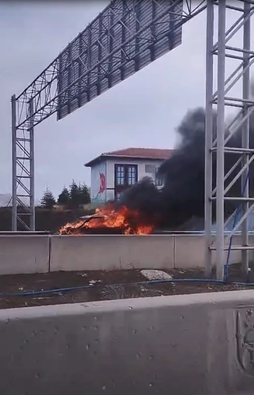 Pursaklar’da araç yangını
