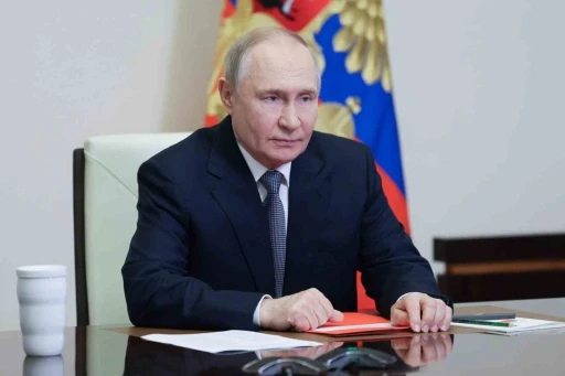 Putin: &quot;ABD’ye bağımsızlık savaşında maddi olarak yardım ettik&quot;
