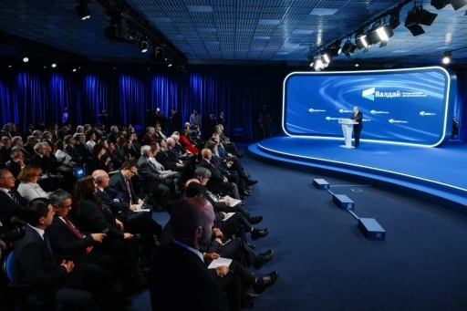 Putin: &quot;Rusya, iki devletli çözüme katkı sağlayacaksa Trump’ın Gazze’ye ilişkin önerilerini desteklemeye hazır&quot;
