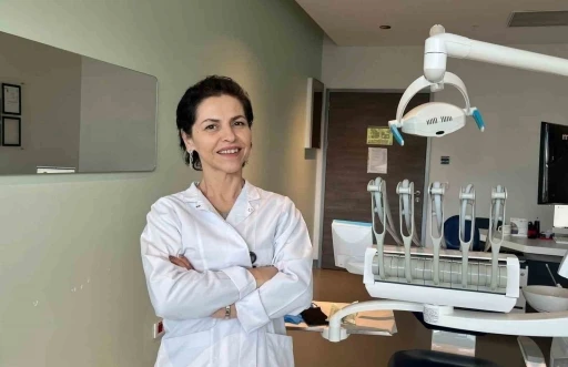 Diş Eti Kanamasının Nedenleri