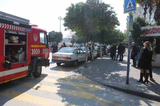 "Ara&ccedil;tan duman &ccedil;ıkıyor" ihbarı ekipleri harekete ge&ccedil;irdi
