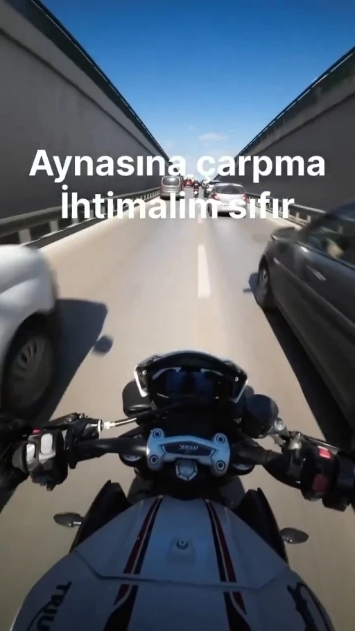 &quot;Aynamı kırdın&quot; dedi, kamera kaydı çıkınca kaçtı
