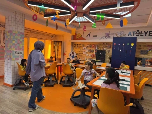 &quot;Bilim Çorum&quot;daki yaz etkinliklerinden 72 bin öğrenci faydalanacak
