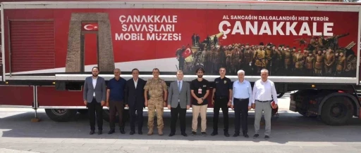 &quot;Çanakkale Savaşları Mobil Müzesi&quot; Tatvan’da ziyarete açıldı
