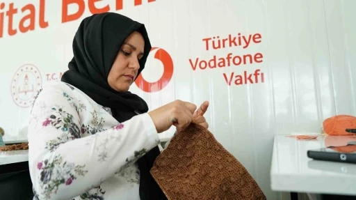 "Dijital Benim İşim" projesiyle 61 binden fazla kadın kursiyere ulaşıldı
