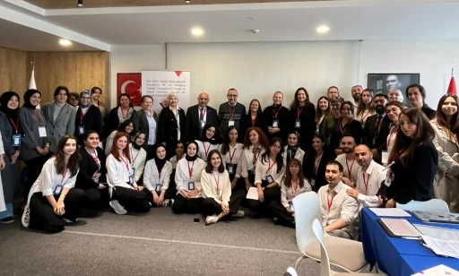 &quot;Dile Getir&quot; projesiyle bakım verenler destekleniyor, çocukların iletişim becerileri güçleniyor
