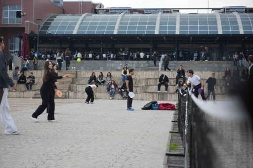 &quot;Ekranı Bırak, Raketi Kap&quot; etkinliğiyle teknoloji bağımlılığına karşı farkındalık oluşturuldu
