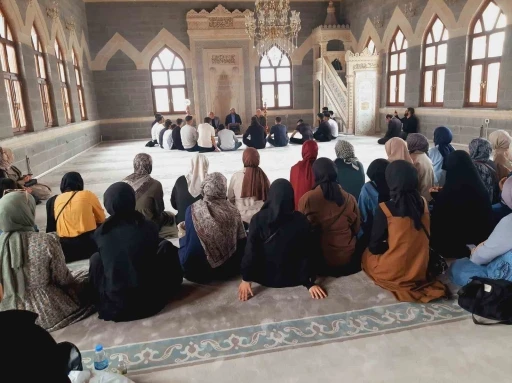 &quot;Erzincan’da Üç Vakit Projesi&quot; gerçekleştirildi
