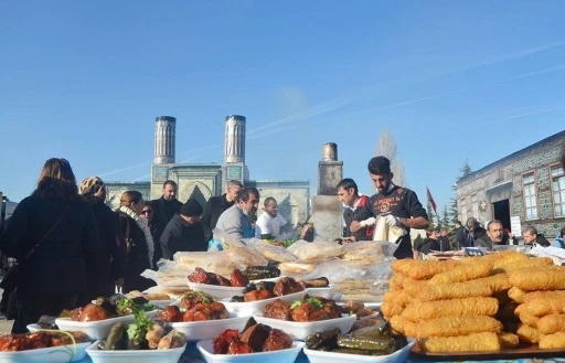 &quot;Erzurum Tanıtım Günleri&quot;ne kamu freni
