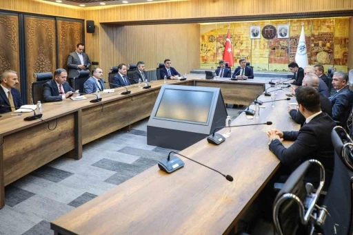 &quot;Fahiş fiyat ve çevre temizliği&quot; masaya yatırıldı
