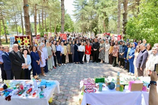 &quot;Gelenekten Geleceğe&quot; projesi yıl sonu sergisi düzenlendi
