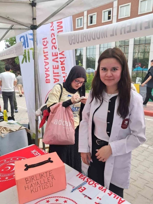 &quot;Hayaller Kutusu&quot; etkinliği büyük ilgi gördü
