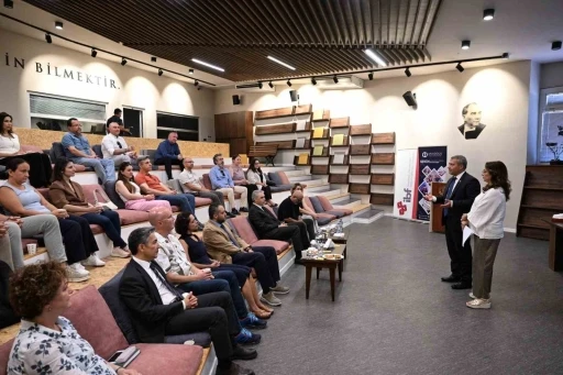 &quot;Kalite Komisyonunun Yıl Sonu Toplantısı&quot; Rektör Adıgüzel’in katılımıyla gerçekleştirildi
