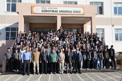 &quot;Mavide Bilim&quot; projesi Güroymak’ta öğrencilerle buluştu
