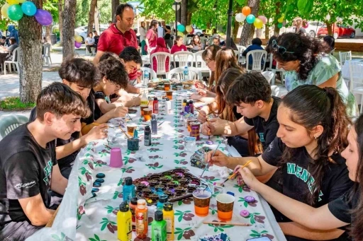 "Menteşe&rsquo;de iz&rsquo;in olsun" etkinliği renkli g&ouml;r&uuml;nt&uuml;lere sahne oldu
