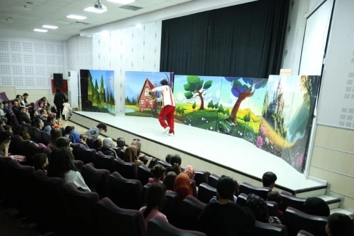 "Miyav Karnavalı" ile &ccedil;ocuklara hayvan sevgisi anlatıldı
