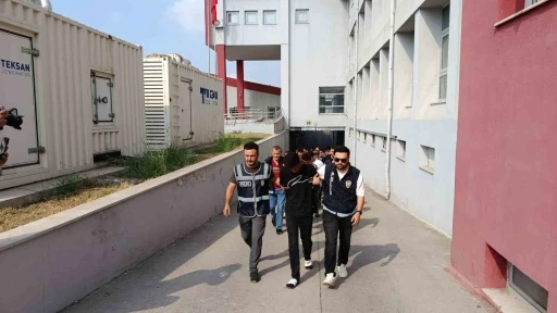&quot;Narkokapan-Adana 2&quot; operasyonunda yakalanan 41 kişi adliyeye sevk edildi
