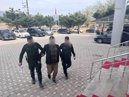 "Okullar değil yargı makamları hedef alınmalı" diyen şahıs g&ouml;zaltına alındı
