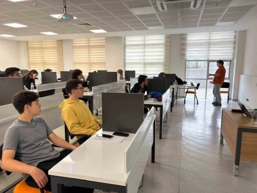 "Tercihten &Ouml;nce &Uuml;niversiteni Yaşa" projesi &ouml;zel okul başvuruları başladı
