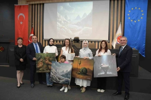 &quot;Yeni Bir Perspektif: Görünenin Ötesi&quot; yarışmasının kazananları ödüllerini aldı

