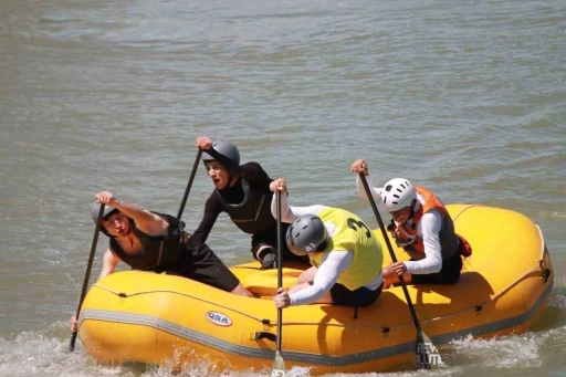 Raftingde T&uuml;rkiye şampiyonasında &ouml;nemli başarı
