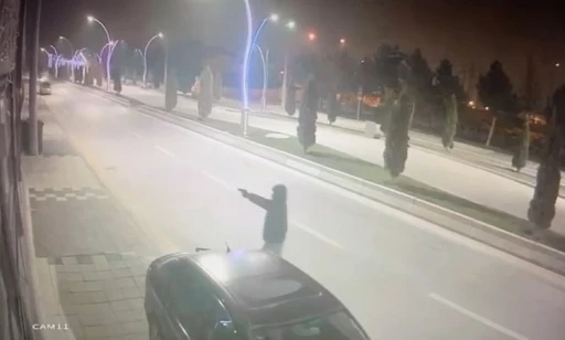 Ramazanda kapalı olan mekanın kurşunlanma anı kamerada
