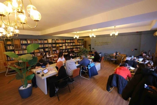 Rasathane Kitap Kafe&rsquo;ye ilgi artıyor
