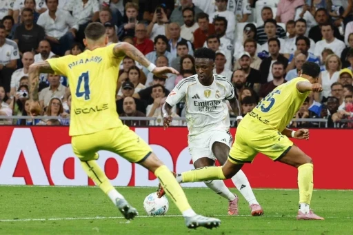 Real Madrid maç fazlasıyla liderliğe yükseldi
